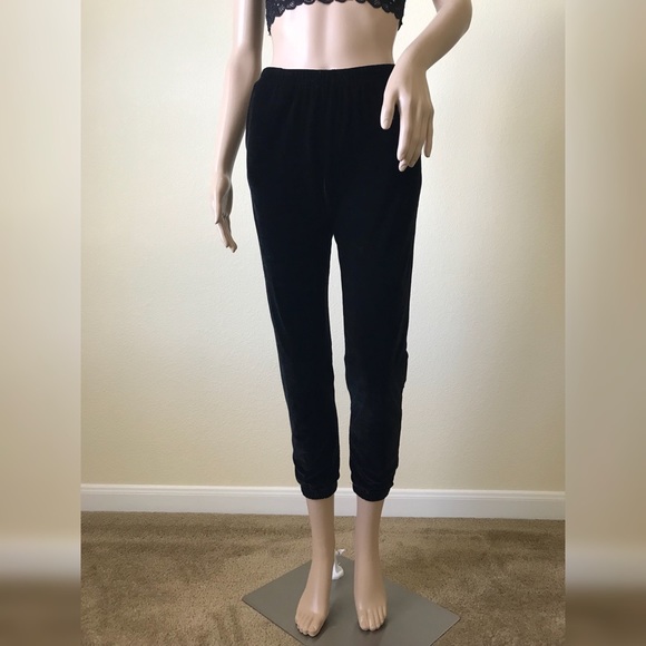 Pants - 💫Black Velvet Joggers💫